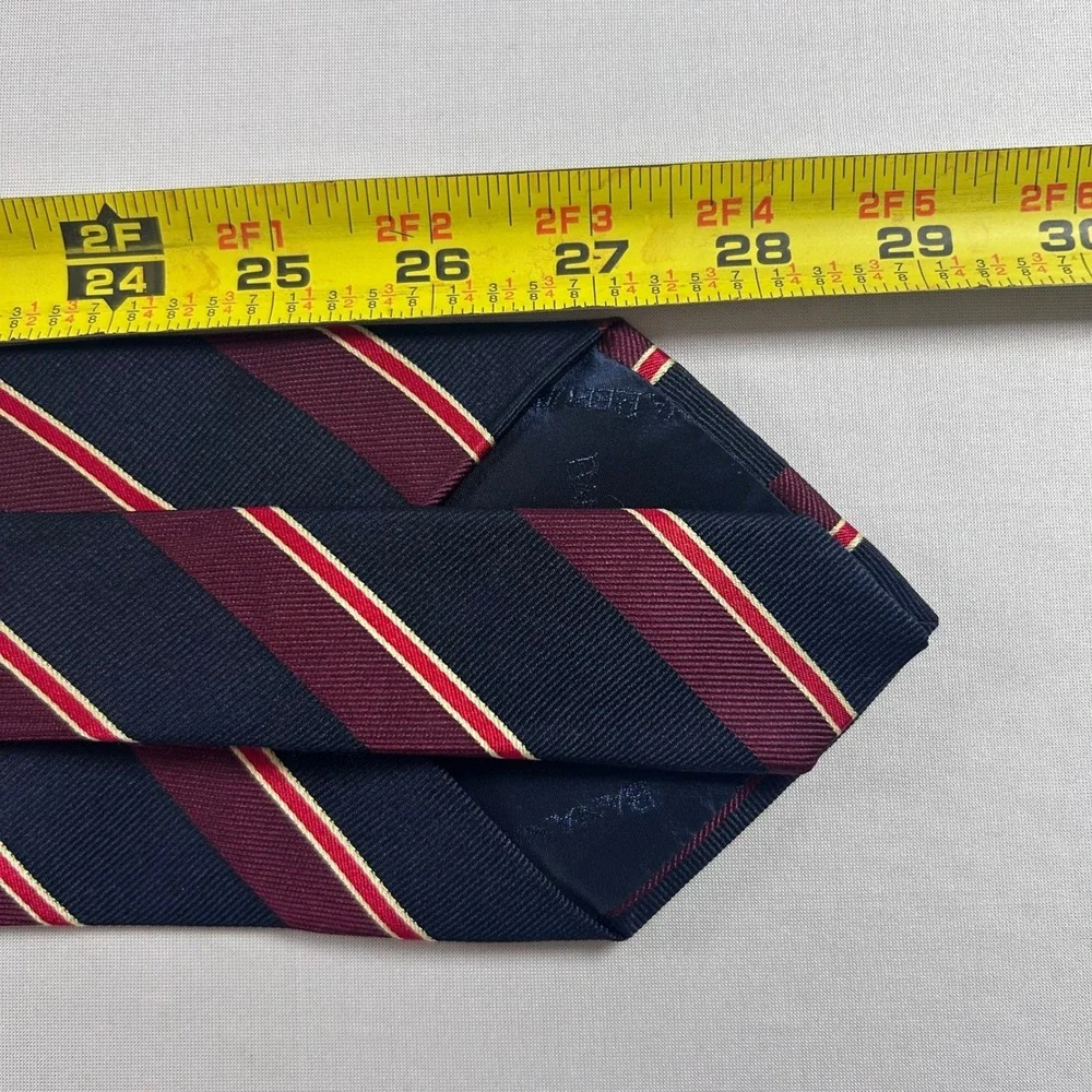 Banana Republic brand banana